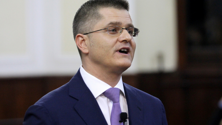 JEREMIĆ HRABAR SAMO KAD TVITUJE Petković: Šta ti znaš šta su pregovori Kockalone, ti samo znaš kako se izdaju nacionalni interesi!