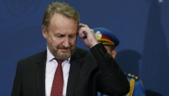 BAKIR BI DA SKIDA GLAVE SRBIMA Izetbegović ponovo preti pred izbore, džeparoš smislio kako da popuni budžet
