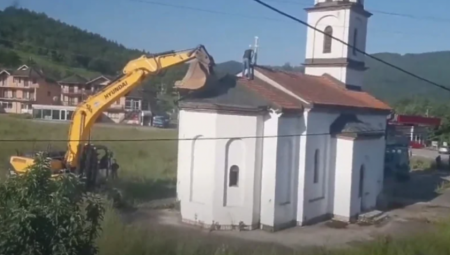 MUČILIŠTE ZA SRBE Na mestu srušene crkve prolivena je srpska krv još pre 100 godina - Fata Orlović: Tu ću da pijem najslađu kafu!