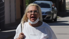 LOŠE JOJ OD HEMIOTERAPIJA Marija Kulić vodi tešku borbu sa tumorom, spas traži u crkvi i molitvama?!