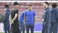 SRBIN ZAPLAKAO NA PRES KONFERENCIJI! Iskusni golgeter nije mogao da sakrije emocije! (VIDEO)