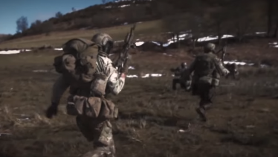 "J*BOTE, KAKO DA SE IZVUČEM IZ OVOGA?!" Šok ispovest britanskog specijalca - sa Orićem kovali zaveru protiv Srba, a onda je Ratko Mladić oslobodio Srebrenicu!