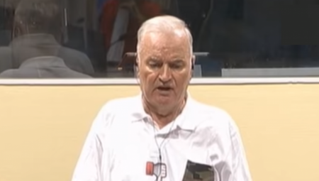 POTRESNA ISPOVEST SUPRUGE RATKA MLADIĆA ZAVAPILA Odluka suda nas je slomila! Presuda ni po pravdi, ni po pravu!