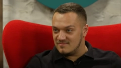 GASTOZ VAN SEBE ZBOG ONOGA ŠTO MU SE DESILO, ZAKUKAO JAVNO Zadesila ga šok nesreća, ne može da se smiri!
