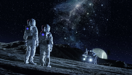 KINEZI ŠETAJU PO SVEMIRU Peking zida i na nebu, astronauti obišli gradilište