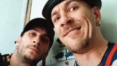 BOL KOJA NE PRESTAJE Popularni pevač nas je napustio u 28. godini života, Nigor ne zaboravlja prijatelja, a reči koje mu je posvetio će vas ganuti u srce (FOTO)
