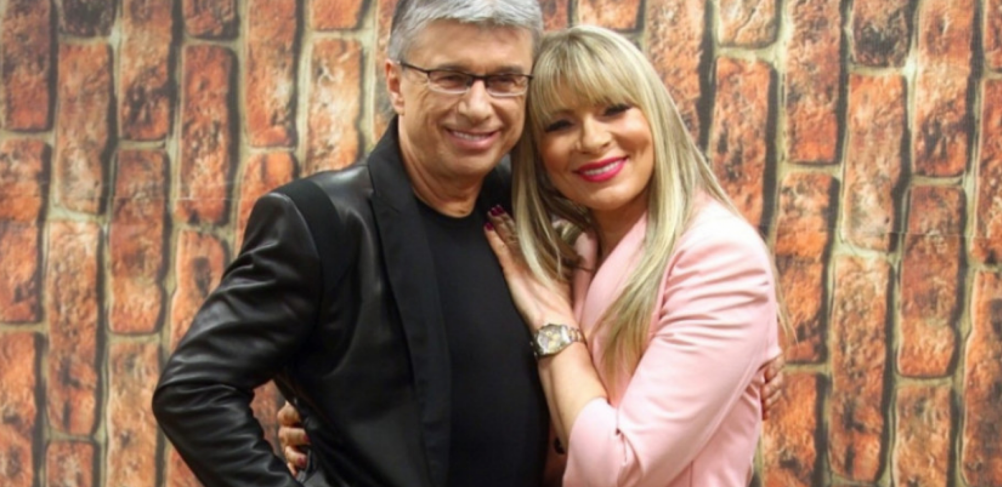 ALO! PAPARACO! Evo na šta Saša Popović troši svoje milione, uslikan sa suprugom, a u ovakvom izdanju ih nikada nismo videli! (FOTO)