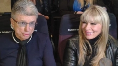 SUZANA TERA SAŠU DA OPERIŠE LICE Pevačica ima sumanute ideje