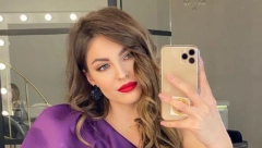 SADA JE JASNO NA KOGA JE NASLEDILA LEPOTU Džejla Ramović pokazala majku, retko kada se pojavljuje u javnosti, a njen izgled će vas oduševiti (FOTO)