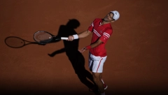 NOVA GENERACIJA NA KOLENIMA! Klinci, sve vam je Nole lepo rekao!