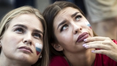KORONA PONOVO DRMA NA EP Zatvara se sve oko stadiona!