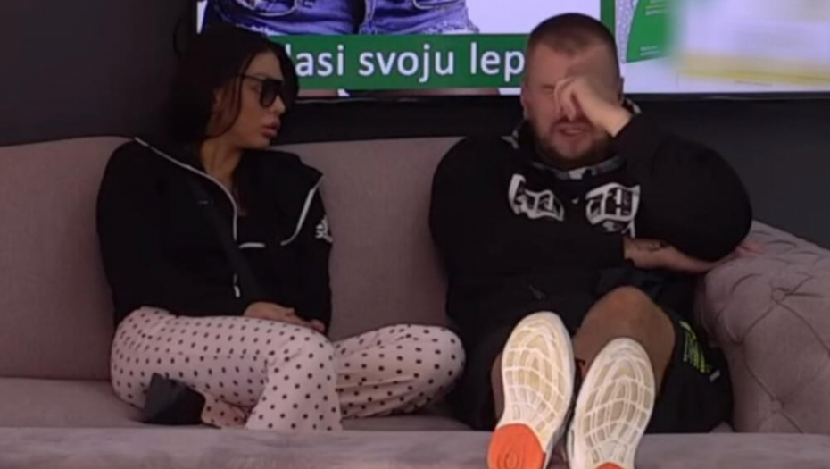 PRODAO SI ĆERKU ZA DEVOJKU! Janjušu zadrugarka sasula sve u lice, on besan ponizio Maju nikad gore i šutnuo je za sva vremena, Marinkovićeva se gušila u suzama