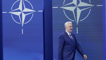 KRIVOKAPIĆ SE POKLONIO BAJDENU! Premijer Crne Gore se zakleo na vernost NATO paktu!