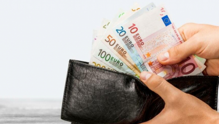 MENJA SE IZGLED OVIH NOVČANICA Vreme je da nalikuju građanima svih uzrasta i porekla