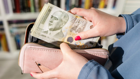 ZARADA I PREKO 100.000 DINARA Posla ima za sve koji ispunjavaju OVAJ uslov!