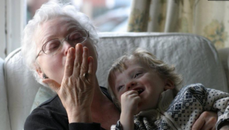 NAČELA PRAVIH VREDNOSTI SU NEPROMENJIVA: 30 najboljih zakona vaspitanja baka i deka iz Srbije