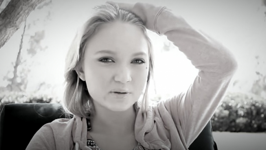 PREMINULA POZNATA GLUMICA Zvezda filmova za odrasle pronađena mrtva u automobilu, uzrok još nepoznat!