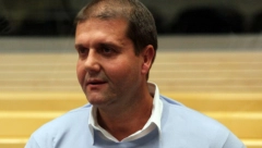 ŠARIĆ MOŽE DVA SATA DNEVNO DA PROVEDE VAN KUĆE Ako se u određeno vreme ne vrati u vilu na Dedinju, pali se alarm!