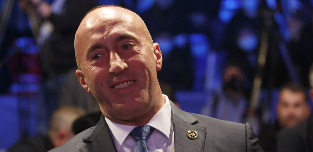 NOVAC NATOPLJEN KRVLJU Haradinaj prijavio koliko ima para - zločinac se kupa u evrima