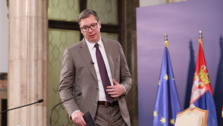 VUČIĆ SUTRA NA PEŠTERU Predsednik prisustvuje vojnoj vežbi