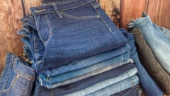 OVAJ MODEL FARMERKI BIĆE NAJVEĆI MODNI HIT U 2022. GODINI Izdužuje noge, sužava struk i stoji ženama bilo koje građe