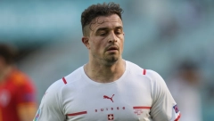 LIVERPUL PUŠTA ŠAĆIRIJA NIZ VODU! Englezi žele da se reše Đerdana, pravi se prostor za novo pojačanje!