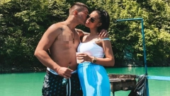 BOJANA RODIĆ OBJAVILA SVOJU PRVU FOTKU POSLE POROĐAJA Svi pričaju o njenoj lepoti!