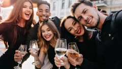 Vesele se za sve pare: Ovim znacima niko nije ravan kad je u pitanju organizacija zabave