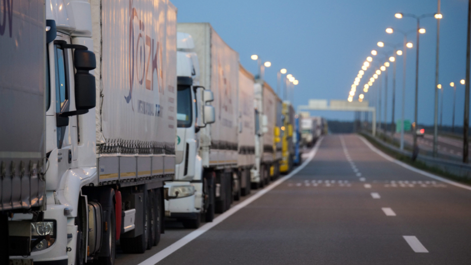 KAMIONI NA KELEBIJI ČEKAJU DVA SATA Zadržavanja na drugim graničnim prelazima i naplatnim stanicama su ovolika