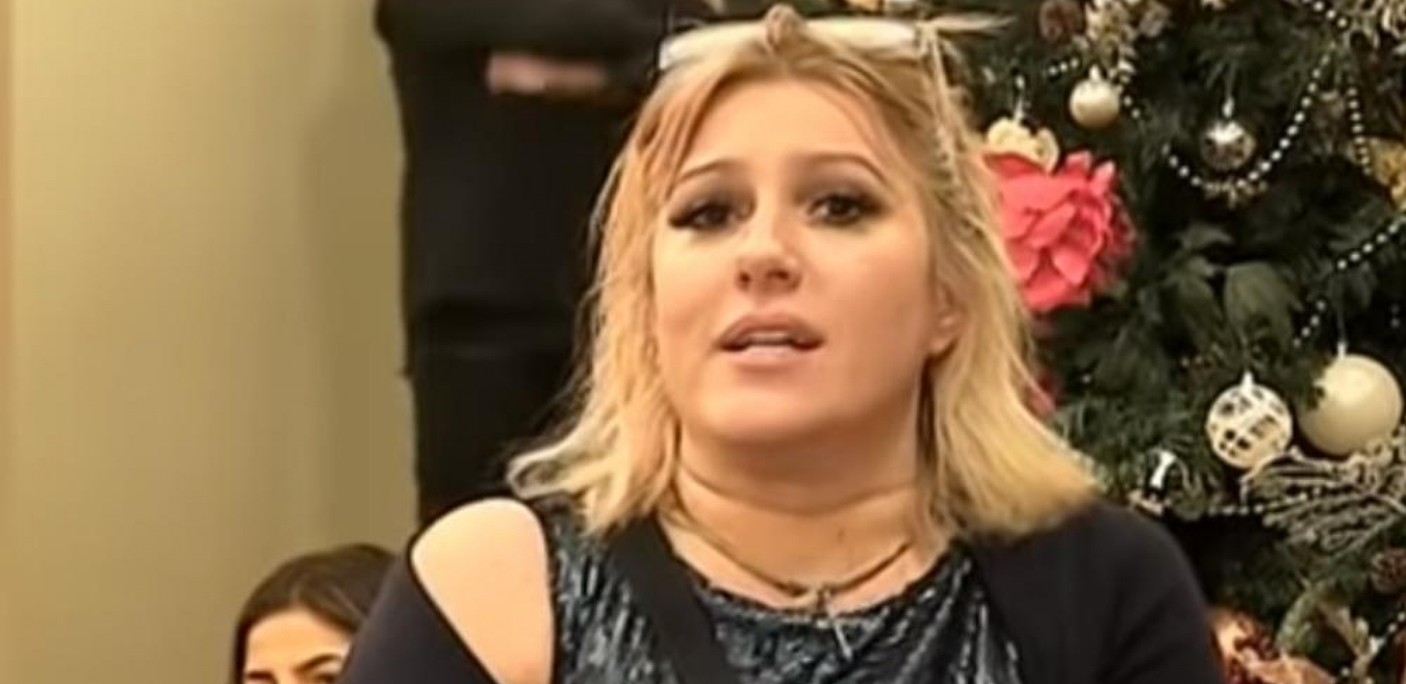 U IMANJE ULOŽILA PREKO 300.000 EVRA! Jelena Golubović pametno potrošila novac iz rijalitija, pobegla iz grada na planinu!