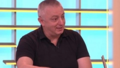 DEVOJCI IZ ČAČKA SIPALI DROGU ZA SILOVANJE Dr Trifunović otkriva da sve se radi u dogovoru sa konobarom