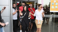 EKSKLUZIVNO ZA ALO! Tanja Savić otvorila dušu nakon što je konačno sletela sa sinovima u Beograd, ne krije sreću, spomenula i Dušana! (VIDEO)