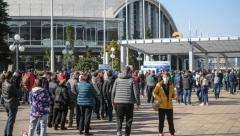 VEĆI ODZIV GRAĐANA ZA IMUNIZACIJU Na Sajmu dato 25.000 trećih doza vakcine