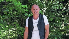 PROŠAO JE KROZ PAKAO SA PORODICOM! Ratni zločinac Branimir Glavaš oteo kuću Miliju u Hrvatskoj, dok je kompozitor bežao od rata, on mu je uzeo dom!
