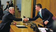 ZDRAVKO KRIVOKAPIĆ NOVI NOVAK KILIBARDA Aleksa Bečić upravlja premijerom kao sa kućnim ljubimcem