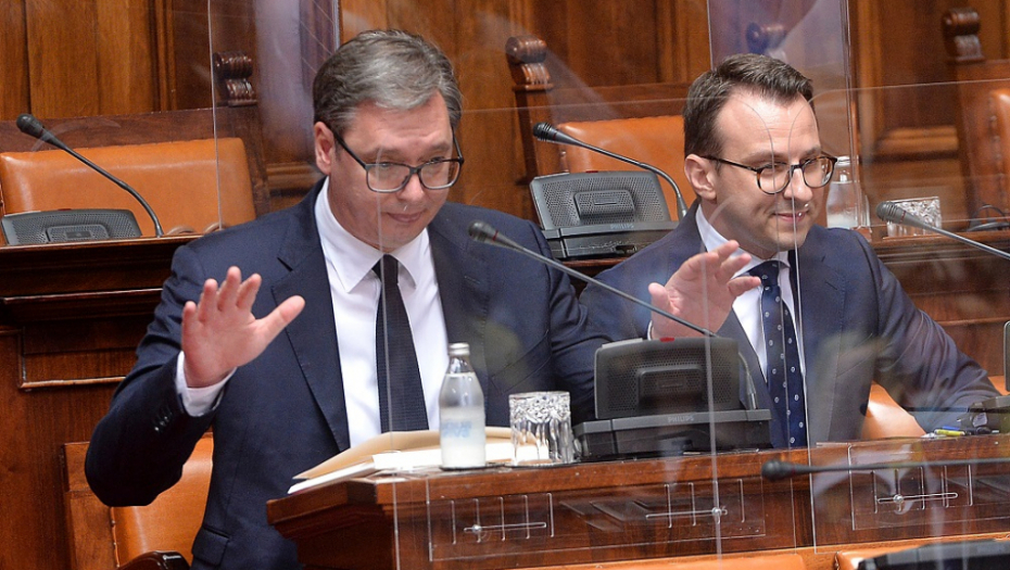 VUČIĆ UPUTIO SNAŽNU PORUKU KOMŠIJAMA Ne zanimaju me sukobi u regionu, bez teskih reči s komšijama