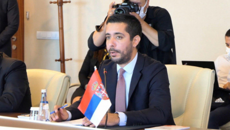 TOMISLAVU MOMIROVIĆU PUKLO SLEPO CREVO Hitno operisan u Užicu
