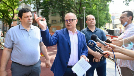 GORAN VESIĆ: Zemun dobio još jedno dečje igralište! (FOTO)