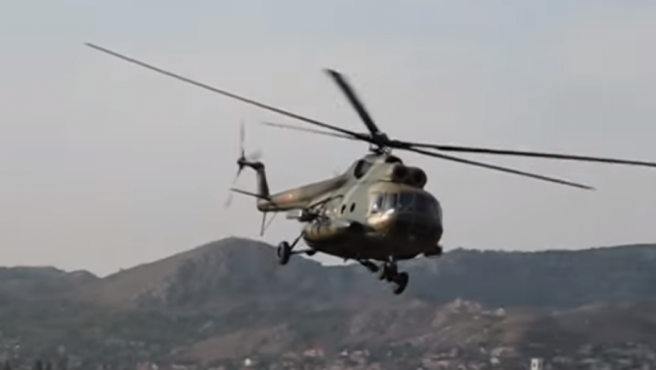 DRAMATIČNO SPAŠAVANJE Muškarac pao sa drveta, angažovan helikopter kako bi prevezli povređenog