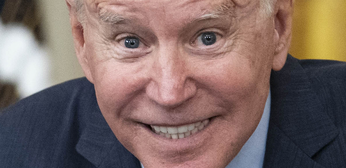 AMERIČKI POLITIČAR BEZ DLAKE NA JEZIKU Bajdena smeniti zbog ratnih zločina!