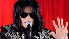 Na današnji dan umro je Majkl Džekson