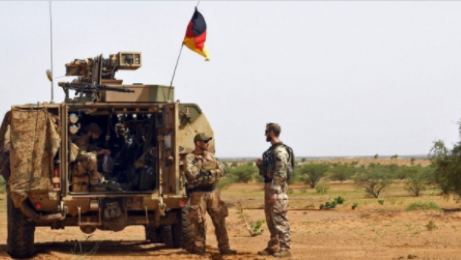 TERORISTIČKI NAPAD U NEMAČKOJ Ranjeni vojnici, evakuacija u toku! Bundesver potvrdio incident