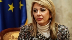 MINISTARKA JOKSIMOVIČ POSLE SASTANKA SA HANOM Srbija na dobrom putu, vide se veliki pomaci - nastaviti sa reformama