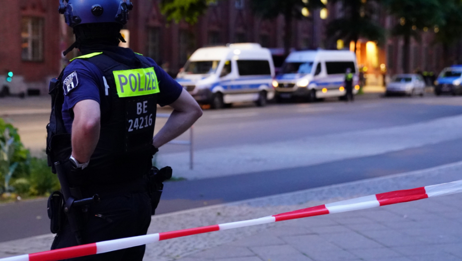 NAPAD NOŽEM U NEMAČKOJ! Jedna  žena podlegla povredama
