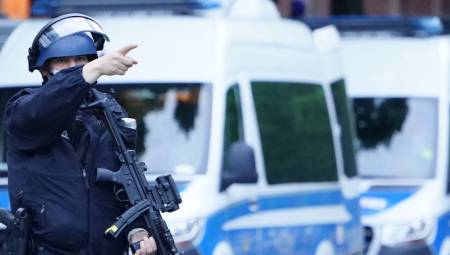 POLICIJA ZATVARA VELIKE MODNE BRENDOVE! Racije širom Evrope, otkrivena velika prevara!