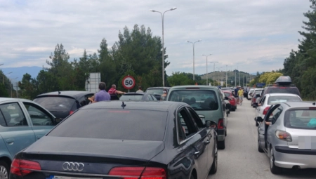 GRČKA UVODI NOVE MERE Menjaju se pravila za putovanja na omiljene destinacije Srba