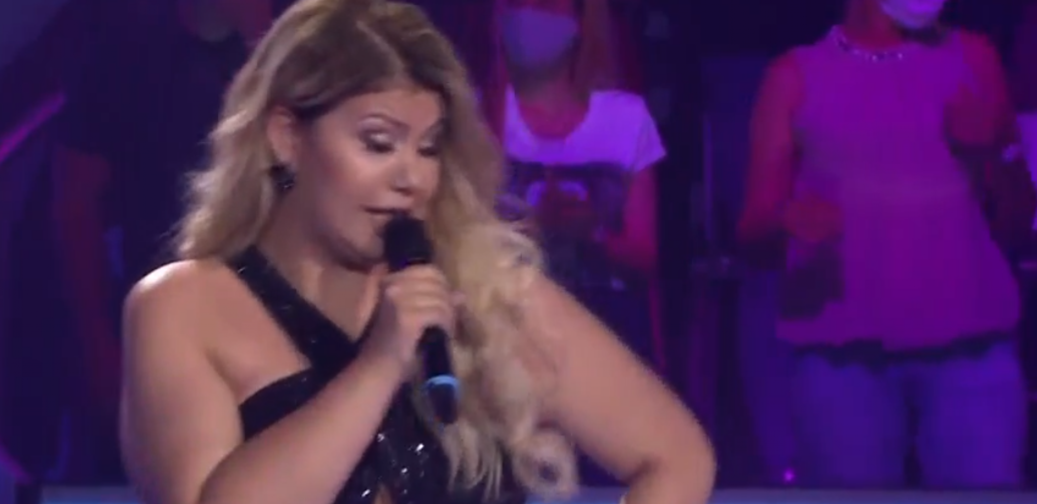 USPEŠNO TEČE OPORAVAK! Krstinja Todorović se pohvalila novi izgledom nakon skidanja viška kože, društvene mreže gore od komentara! (FOTO)