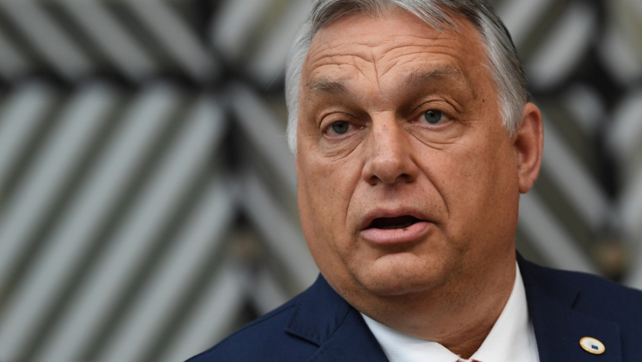 Viktor Orban stigao u Beograd, na aerodromu ga dočekao ministar Mali