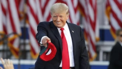 ČETIRI MILIONA ZA DAN Optužnica podstakla Trampove pristalice da daju više novca za kampanju