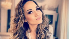 DETALJ KOJI VAM JE SIGURNO PROMAKAO! Niste mogli ni da naslutite da je ova poznata pevačica napisala veliki hit Jeleni Tomašević!